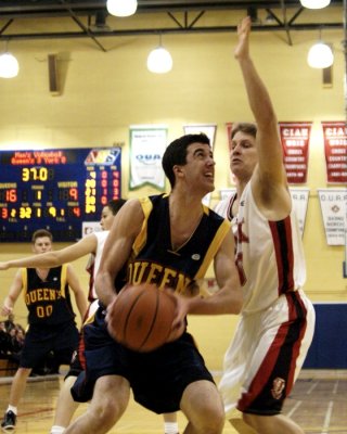 Queen's Vs York M-Basketball 02-02-08