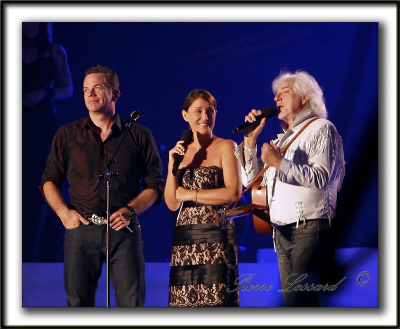 _MG_7814d  -  GAROU  /  DANIELA  LUMBROSO  /   HUGUES AUFRAY