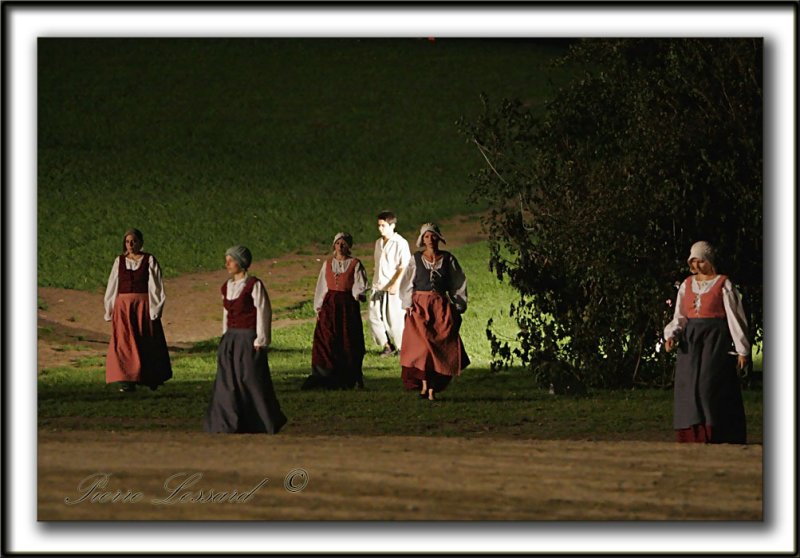 _MG_6453a  -  LES PREMIERS ARRIVANTS  /  THE FIRST SETTLERS