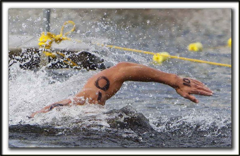 _MG_0407a    -  FRAN CRIPPEN AU FIL DARRIV  /  AT THE FINISH LINE