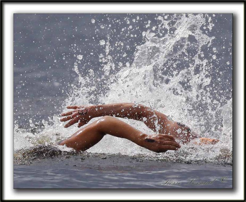 XAVIER DESHARNAIS deuxieme  2010  /  Second,  2h11m58s-   LE COMBAT POUR LA DEUXIME PLACE /  FIGHT TO THE FINISH    _MG_2821 a