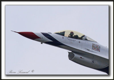 F-16 FALCON  /   THUNDERBIRDS  -  U.S.  AIR  FORCE    _MG_9848 a - Crop