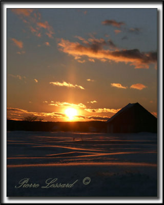 _MG_8752b +16 .jpg  -  COUCHER DE SOLEIL SUR UN CHAMPS DE NEIGE  /  SUNSET ON A SNOW FIELD