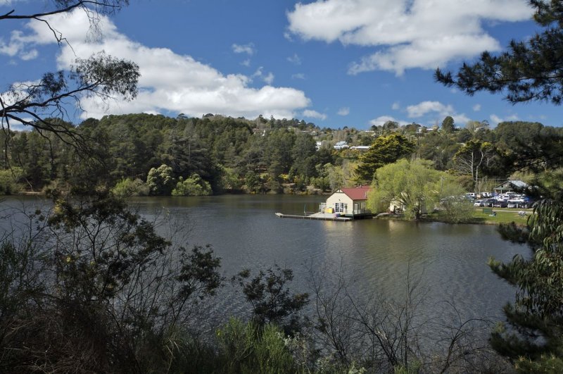 Daylesford lake 6.jpg