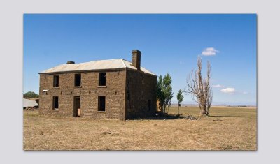 Old Bluestone house.jpg