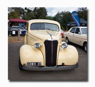 37 cream coloured Chev.jpg