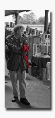 Red at the market 05.jpg
