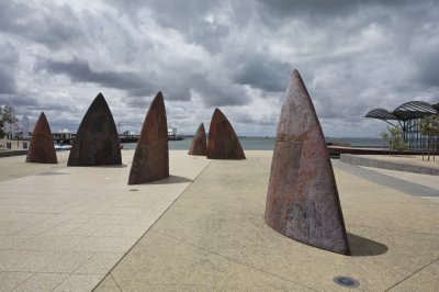 Geelong foreshore Sharks fin statues.jpg