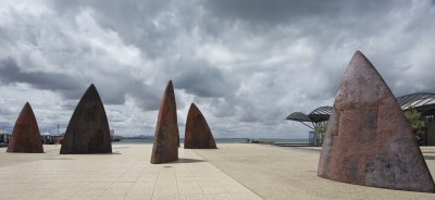 Shark fin statues at Geelong.jpg