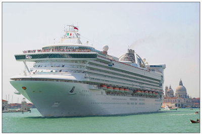 Cruise ship leaving Venice