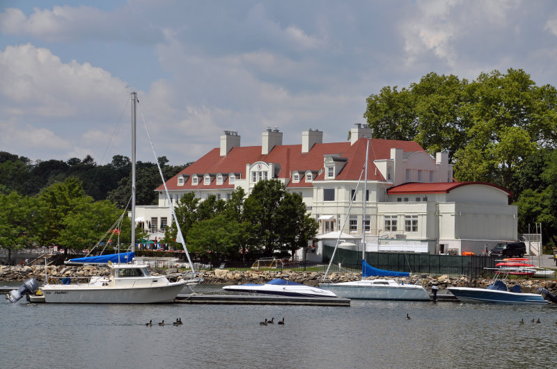 Glen Island Harbor