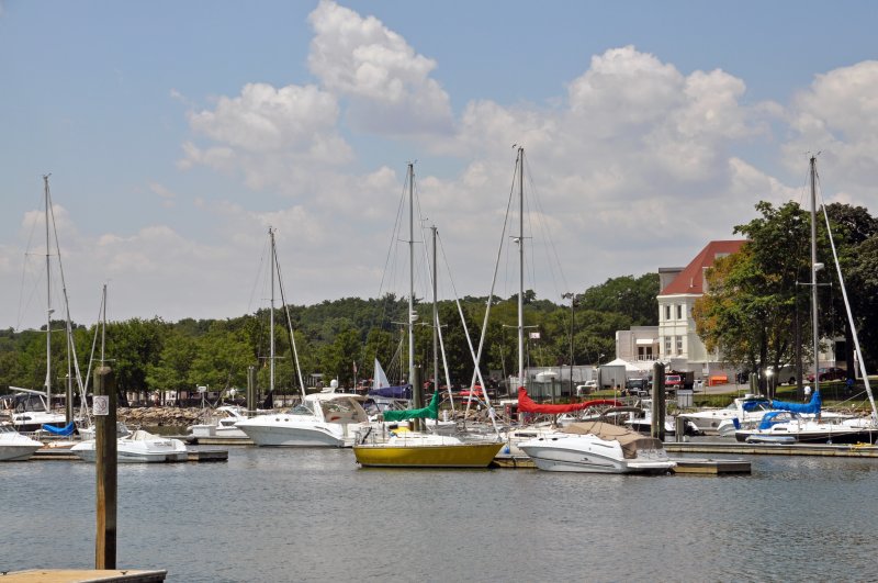 Glen Island Harbor