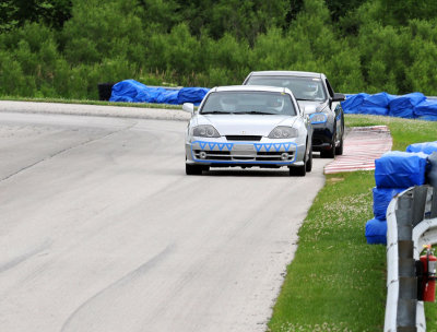 Don-Russ_2208-Crop-Web.jpg