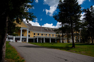 Lake Yellowstone Hotel 3