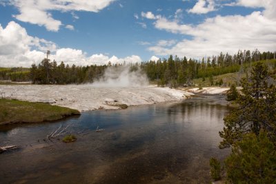 Oblong Geyser