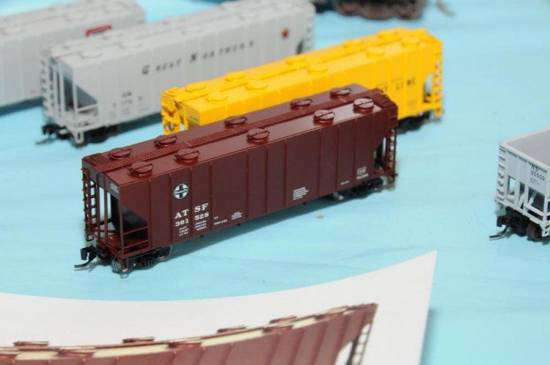 BLMA Announced N Scale PS-4000 Hoppers