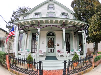 Chesapeake B&B