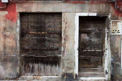 Doors in Canareggio