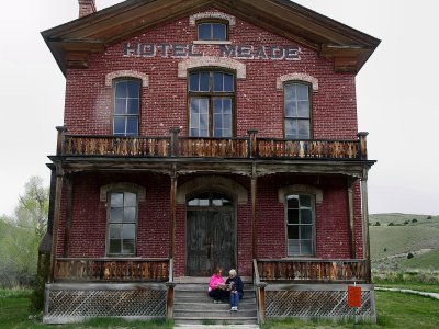 Phyllis and Susie in Front of Motel in Bannack Ghost Town TW pic 0021.jpg