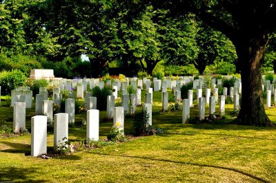 Ypres Salient - Essex Farm Cemetery
