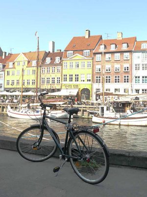 To Nyhavn Canal.