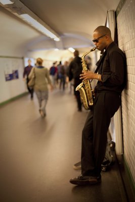 Busker copy.jpg