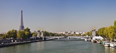 Eiffel and Seine.jpg