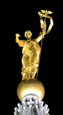  Gold Statue, Commonwealth.    09/15..Gold..