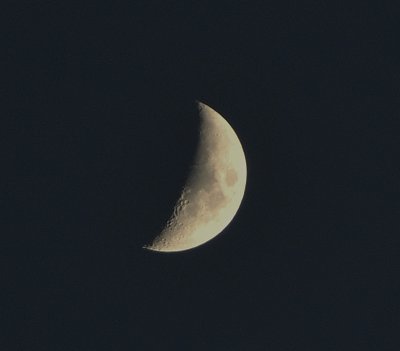 Friday's Moon Over Oolenoy