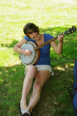 One of Helen's first JAM students. She's now in college and winning a few banjo competitions
