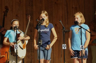 Danielle,Carly and Autumn's amazing performance of Down to the River to Pray