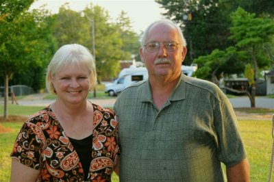 Barbara Capps Whitmire and Husband John