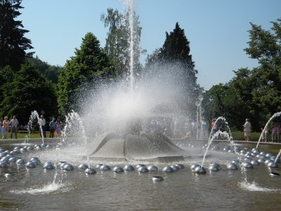 Marianske Lazne Singing Fountain ...