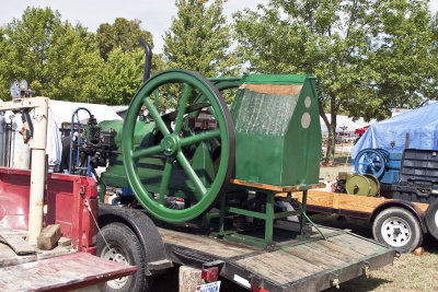 One-Cylinder w Proto-type Radiator Running