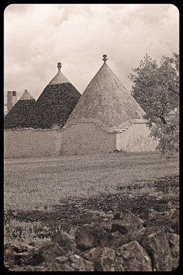 Another view of the trulli houses