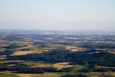 Toulouse au loin
