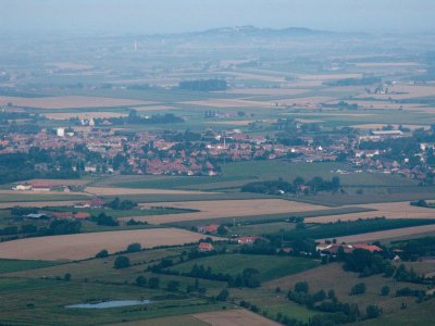 Au loin le mont Cassel