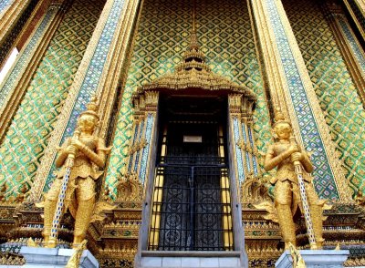 The entrance of Phra Mon Dop (Library)