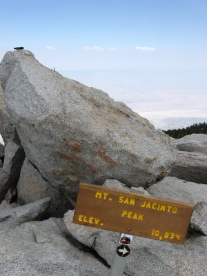 San Jacinto Summit Sign
