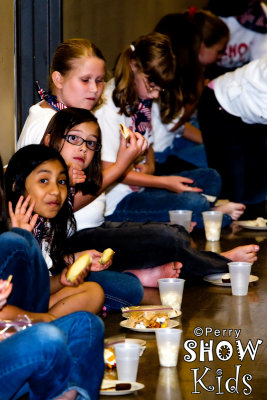 Show Kids 12