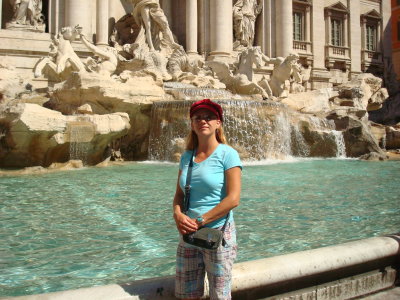 Bobbi - Trevi Fountain