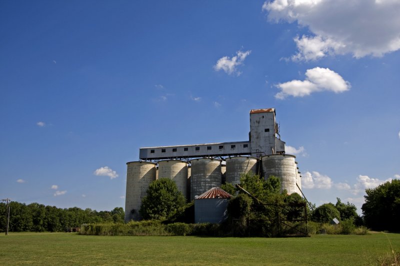 inverness silo.jpg