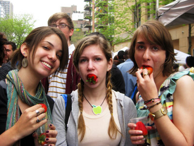 NYU Spring 09 - Central Park & Strawberry Festival