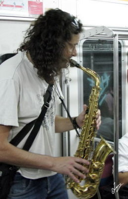 2009_03_30 Gustavo Venturino: Sax on the Subway