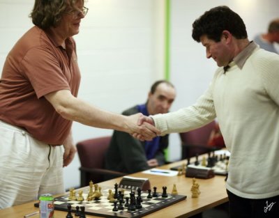 2009_05_04 IM Edward Porper  Simul at Edmonton Chess Club
