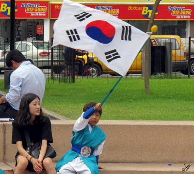 2011_01_21 Korean Drums meet Lima Bureaucracy at Parque Miraflores Anfiteatro