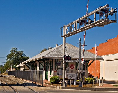 A long range view with the signals and gates.