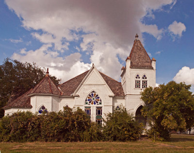 I found this abandoned church in Bartlett, TX