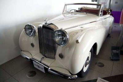 Bentley Mk VI D.H.C. 1949