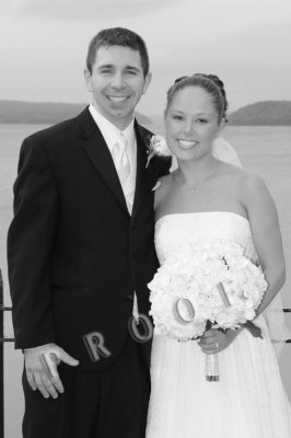 A.-Sarah-and-PJ-Wedding466 Black and white .jpg